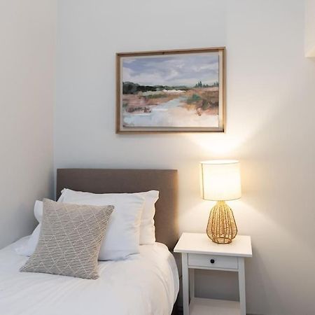 3 Castle Mews Apartment Солсбъри Екстериор снимка